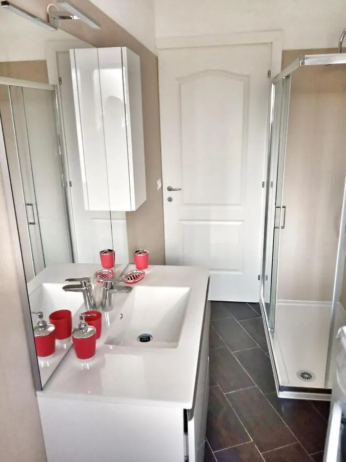 Red Tower Venice Apartment - 2 Mins From Vce Airport- Free Wifi Tessera 0*,