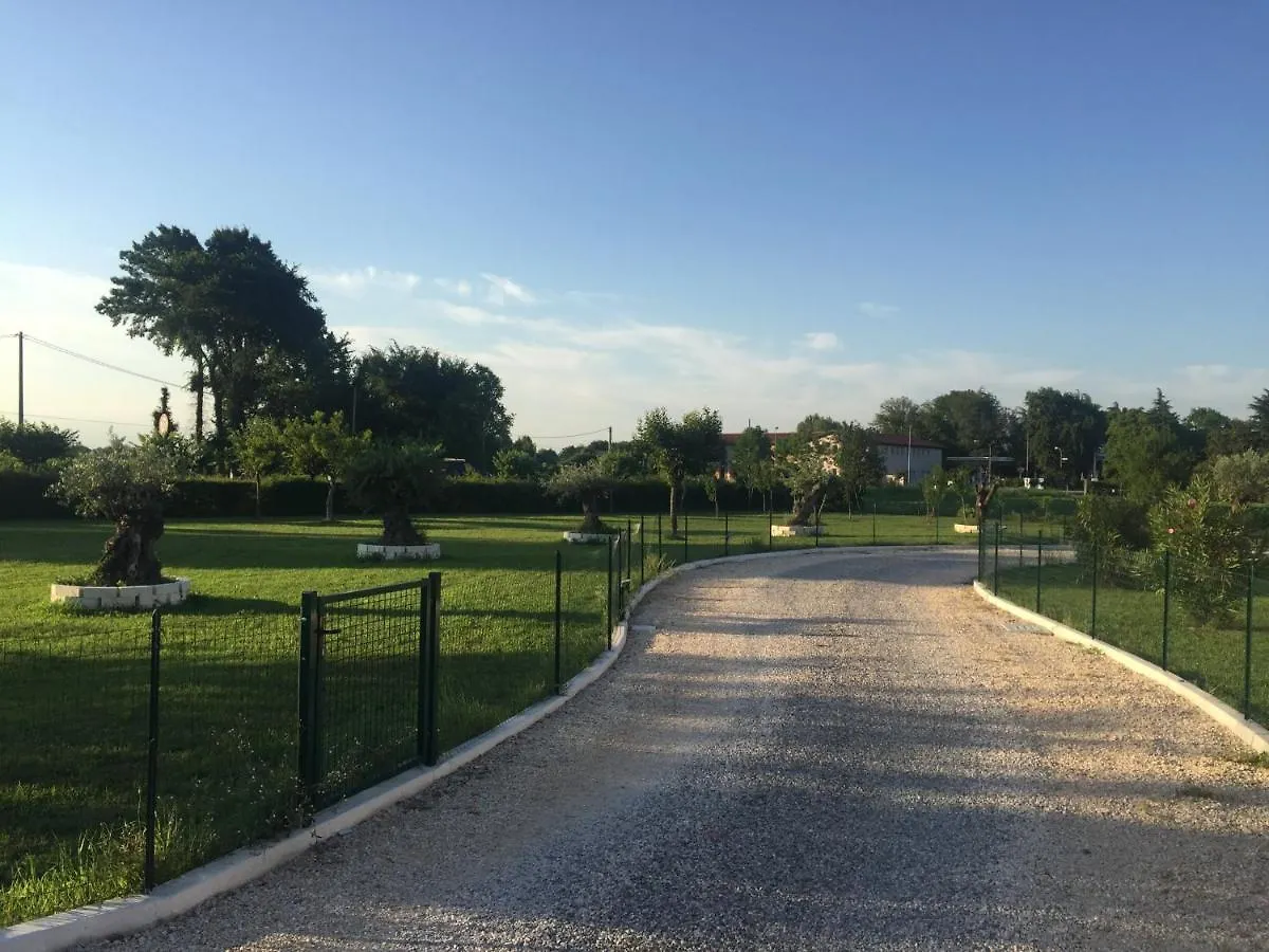 Red Tower Venice Apartment - 2 Mins From Vce Airport- Free Wifi Tessera Vakantiehuis
