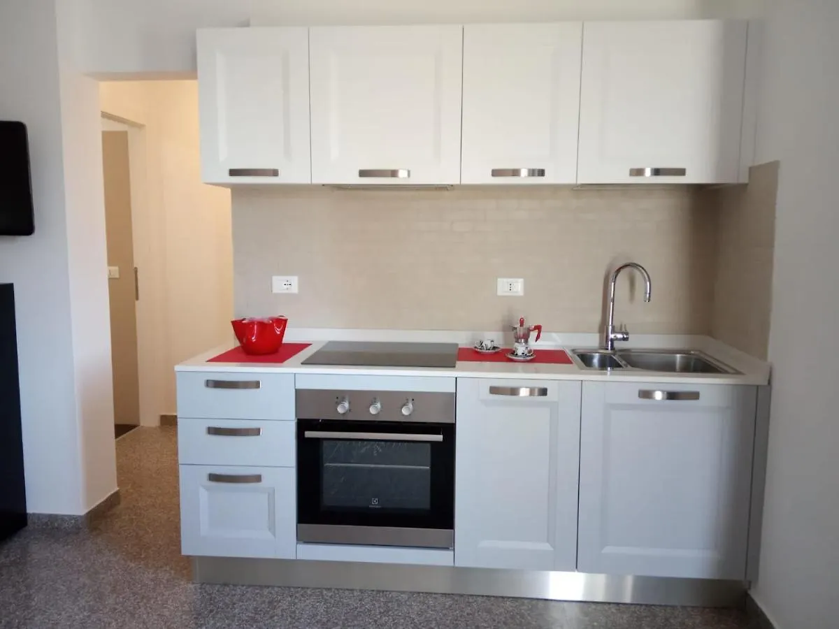 Red Tower Venice Apartment - 2 Mins From Vce Airport- Free Wifi Tessera